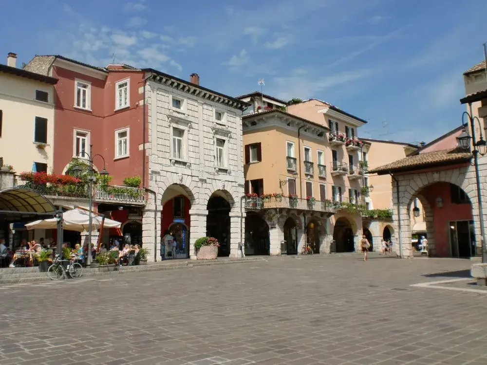 Piazza malvezzi Desenzano
