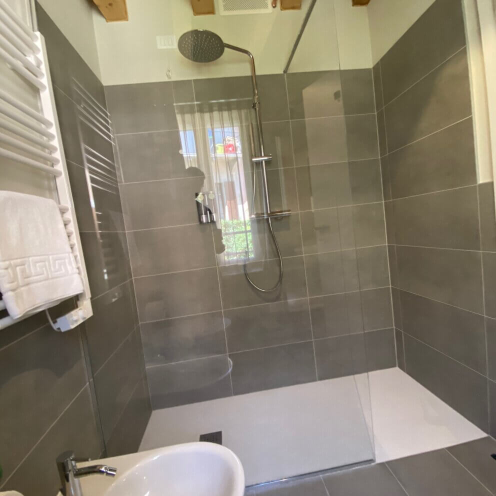bagno malvezzi 24 a desenzanno del garda